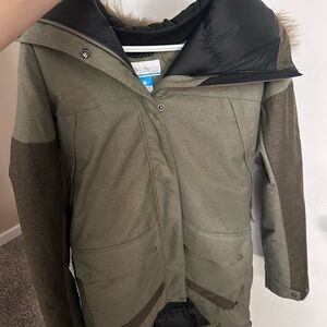 Columbia Women's Long insulated jacket